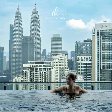 The Luxe Klcc View Sky Pool Apartment Kuala Lumpur Bagian luar foto
